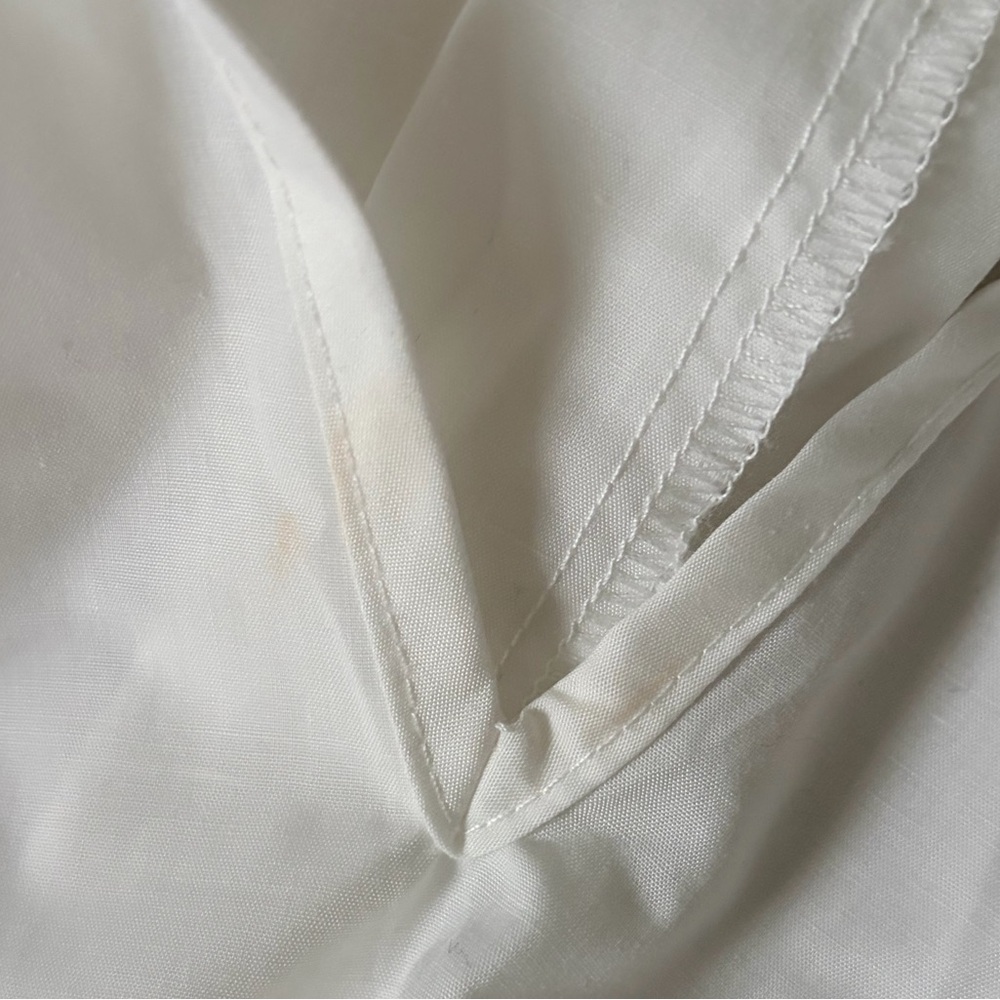 White Floral Scalloped Entro Top - Picture 7 of 7